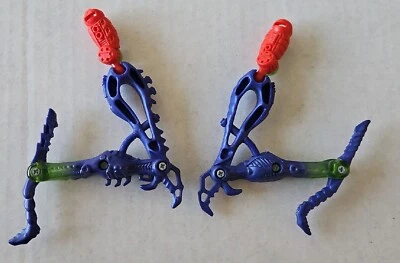 LEGS LEFT & RIGHT TRANSFORMERS BEAST WARS SCOURGE TRANSMETALS 2 FIGURE PARTS L40 - Image 1 of 2