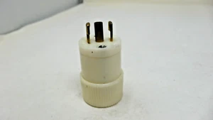 Bryant Locking Midget Plug 2-polig, 15A 125V, NEMA ML-2 PLUG - Bild 1 von 5