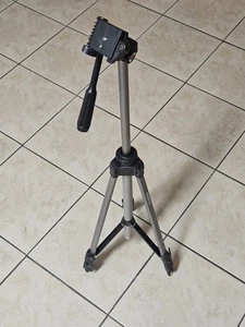 Ambico 34" Tripod Deluxe for Video Camera - Picture 1 of 5
