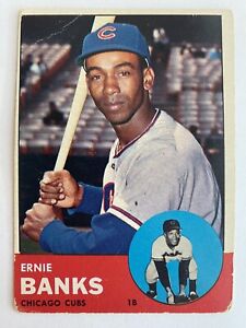 1963 Topps #380 Ernie Banks HOF (crease)
