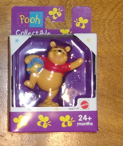 Mattel - Winnie the Pooh Collectible Pooh 3" Figure Cover