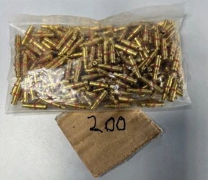 200 unbekannte Ventiltypen (Luft oder Öl oder etwas anderes) siehe Bild - Bild 1 von 15