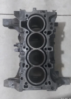 Honda Fit 2010 motor cilindro bloque desnudo usado original OEM Foto 1 de 4