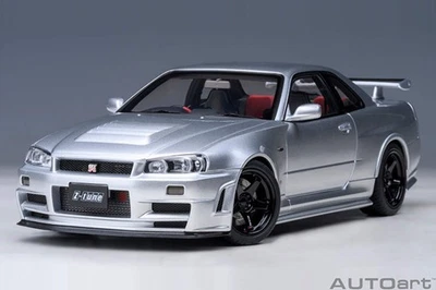 AUTOart 2001 Nissan Skyline GT-R (R34) Z-Tune plateado 1:18 Foto 1 de 4