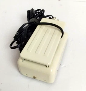 OEM Kenmore Model 6812 Sewing Machine Foot Pedal Motor Controller Switch  White - Picture 1 of 5