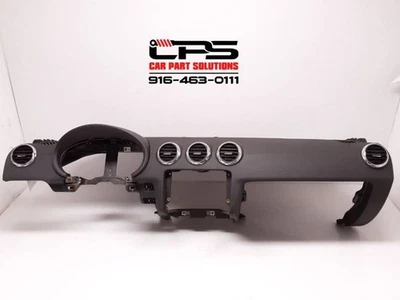 08-15 AUDI TT Dash Board Panel  - Image 1 of 4
