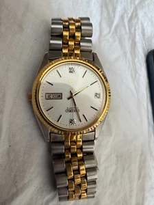 SEIKO Mens 5Y23 8A69 Watch Quartz Day Date Japan 1990s Two Tone Diamond Chip - Picture 1 of 5