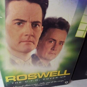 Roswell The U.F.O. Cover-Up VHS VCR Video Tape Movie Martin Sheen Used - Picture 1 of 5