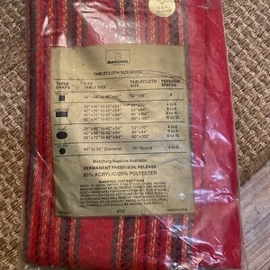 Vtg New In Pack Bardwil Fine Linens Red Green Holiday Tablecloth 60 X 84” - Picture 1 of 6
