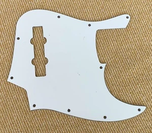 1997 Fender Squier Jazz Bass Guitar Original Pickguard - Picture 1 of 2