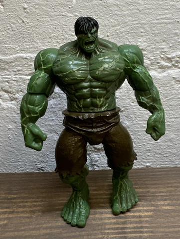 Hasbro 2007 Marvel Incredible Hulk Green Gamma Glow In The Dark 6” Figure Cover