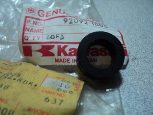 1978-82 KAWASAKI KZ1300 KZ 1300 RUBBER BUSHING NOS OEM 92092-1005 - Picture 1 of 3