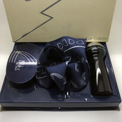 VINTAGE Pierre Cardin Bleu Marine soap & aftershave 2 oz-60 ml - Image 1 of 2