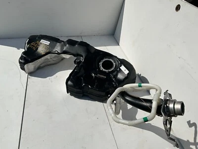 AUDI A5 QUATTRO 2018-2019 2,0 L tanque de combustible conjunto de depósito OEM 8W6201021 Foto 1 de 4
