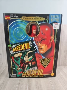 1998 Toybiz Marvel Famous Cover Series Daredevil 8" Action Figure - Picture 1 of 10