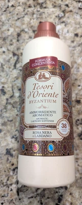 Suavizante de telas Tesori d'Oriente Bizancio rosa negra y Labdanum 25,69 fl oz Foto 1 de 4