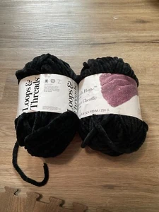 Loops & threads Chenille home/Sweet snuggles yarn. Colors: black. Lot of 2 - Picture 1 of 1
