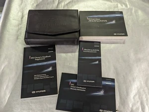 Hyundai Sonata 2011 híbrido guía del propietario manual con estuche - Imagen 1 de 2