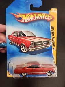 2009 Hot Wheels Walmart Redline #31 New MOdels 31/42 'Ford Fairlane GT - Bild 1 von 9