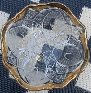 gold rim Bowl crystal heavy glass raised diamond pressed 9x3.5” EUC Vintage - Picture 1 of 9