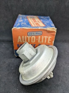 NOS 38-50 STUDEBAKER 6 CYL 38-50 6 CYL TRUCK DISTRIBUTOR VACUUM ADVANCE VC2001S - Picture 1 of 5