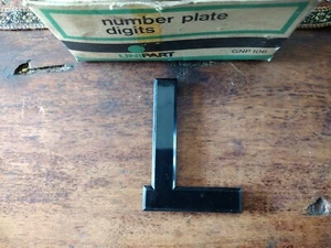 NUMBER PLATE LETTER L - BLACK PLASTIC FLAT TYPE GENUINE UNIPART - CLASSIC CAR - Picture 1 of 1