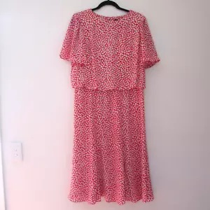 BETTY BEALE Vintage Women Dress Size 12 Pink White Georgette Flutter sleeve Midi - Picture 1 of 12