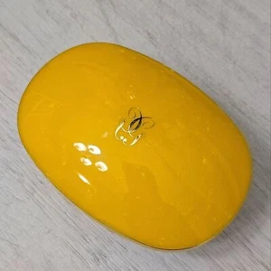 Jabonera Guerlain vintage años 80 estuche de viaje solo en amarillo - Imagen 1 de 9