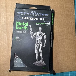 Metal Earth Premium Series The Terminator T-800 Steel Model Kit - Picture 1 of 2