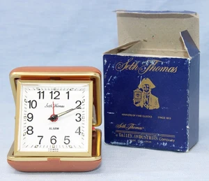 Sveglia da viaggio vintage SETH THOMAS Travatour #3805 40 ore TAIWAN, funziona! - Foto 1 di 16