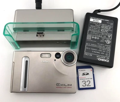 CASIO EXILIM EX-S2 Silver Compact Digital Camera 2.0MP From Japan - Image 1 of 4