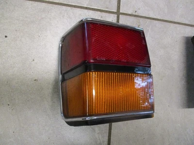 Rolls Royce Silver Spur 1981 luz trasera izquierda izquierda izquierda Foto 1 de 2