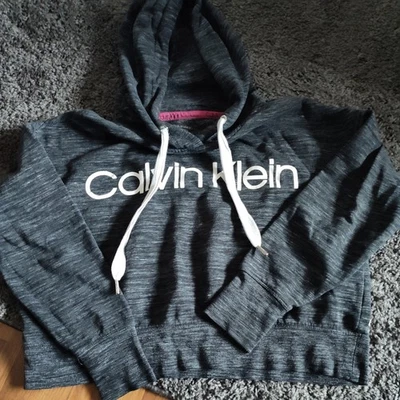 Calvin Klein Performance中号灰色连帽衫运动衫作物 — 第 1/4 张图片