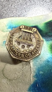Vintage Dieges & Clust Journeyman Of Music Pin - Picture 1 of 4