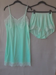 Conjunto de 36 cortos y bragas VASSARETTE de colección talla 6 azul aguamarina verde NYLON - Imagen 1 de 14