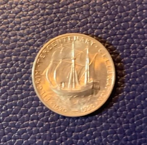 1920 Pilgrim Silver Commemorative Half Dollar, Gem Uncirculated. - Picture 1 of 2