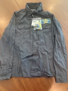 Bethesda Fallout 4 Shirt Adult S Gray with Patches Official Merch Button Men NEW - Picture 1 of 6