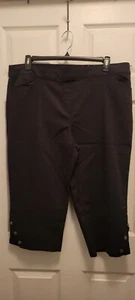 Avenue Capri Pants size 18 Black Stretch Pull On Capri NEW (Q-157) - Picture 1 of 5