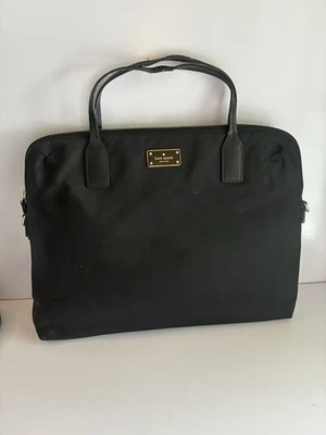  Maletín bandolera Kate Spade negro para computadora portátil 16" Foto 1 de 4