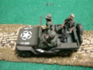 Jeep Corgi, 1:50 Vietnam, Segunda Guerra Mundial Willys, 1/4 tonelada Ejército de EE. UU. con 3 tripulación de EE. UU. Vietnam - Imagen 1 de 4