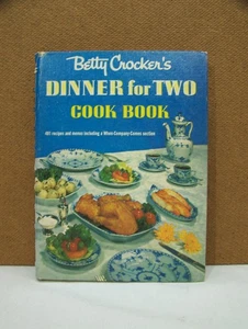 Betty Crocker's Dinner for Two Cook Book ~ 1st Edition 5th Print 1958 - Imagen 1 de 4