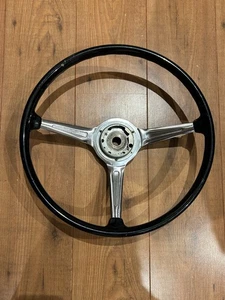Porsche 356C Lenkrad, 415mm Durchmesser, mit Hupendrücker und Mitte - Bild 1 von 17