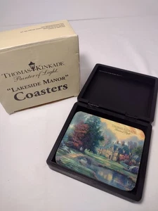 Set 6 sottobicchieri Thomas Kinkade con scatola in legno Lakeside Manor ottime condizioni - Foto 1 di 6