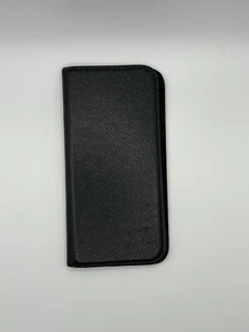 Louis Vuitton Folio Taiga iPhone 7 Phone Case - Photo 1 sur 8