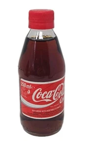 Coca Cola Sammelflaschen, Vintage und/oder ausgefallen, leer oder voll - Bild 1 von 4