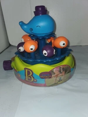 B. Aspersores Play Whirly Whale Foto 1 de 4