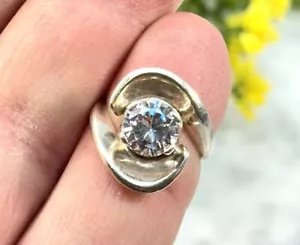 Vtg JNL Sterling Silver 925 Modernist Brilliant Cut Floating 8mm CZ Ring Sz 5.75 - Picture 1 of 20