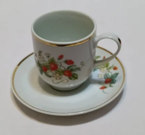 Miniature Avon Tea Cup & Saucer Strawberries 22K Gold Trim 4 inches - Picture 1 of 9