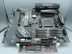 MSI B350 Gaming Pro Carbon MS-7B00 Ver. 1.1 Mainboard LGA AM4 + I/O Shield - Bild 1 von 2