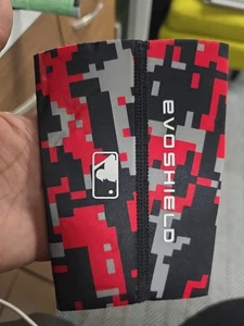 EvoShield MLB Handgelenkschutz, rot/schwarz/grau, L - Bild 1 von 3